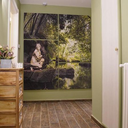 L'Oasi Di Venere Bed And Breakfast Caserta Bagian luar foto