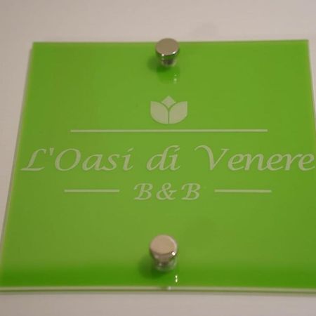 L'Oasi Di Venere Bed And Breakfast Caserta Bagian luar foto