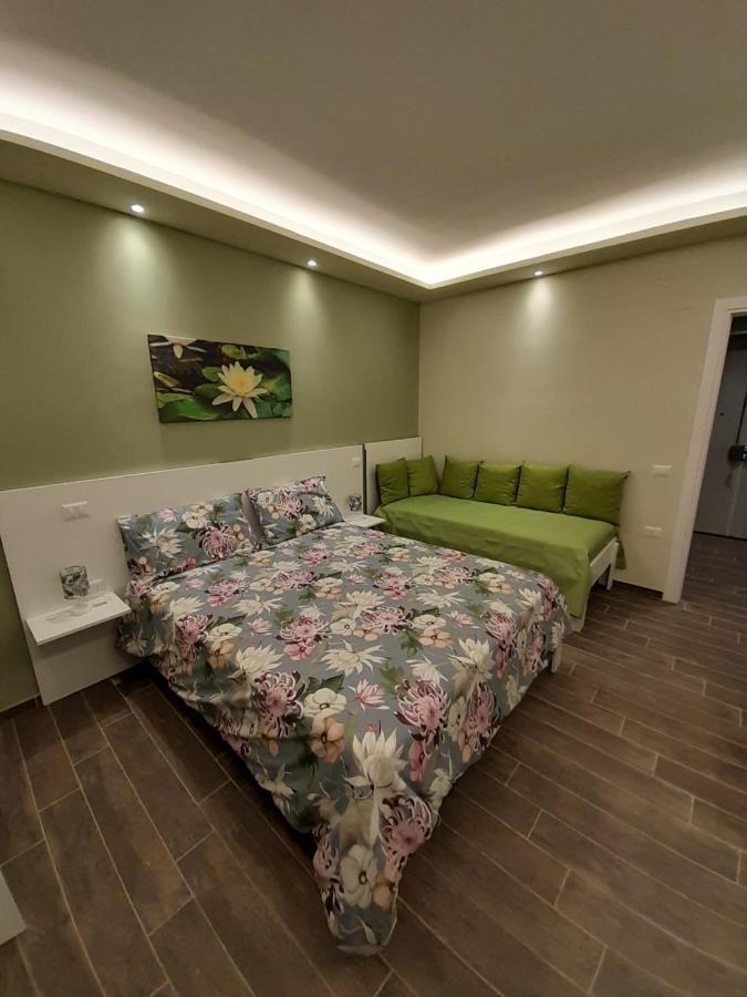 L'Oasi Di Venere Bed And Breakfast Caserta Bagian luar foto