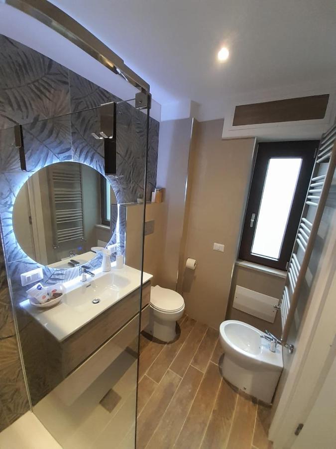 L'Oasi Di Venere Bed And Breakfast Caserta Bagian luar foto